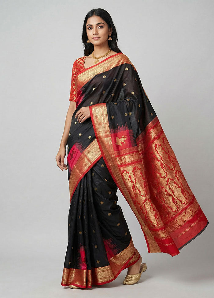 Black Handloom Kanchipuram Pure Silk Saree With Blouse Piece