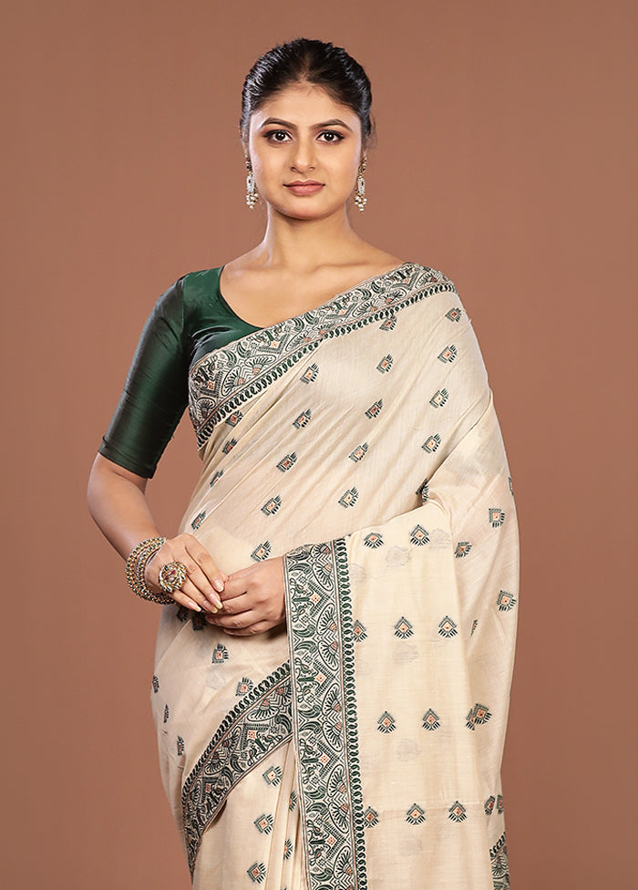 Cream Assam Silk Saree With Blouse Piece