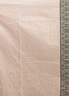 Cream Assam Silk Saree With Blouse Piece