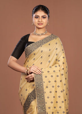 Cream Assam Silk Saree With Blouse Piece