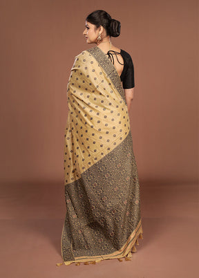 Cream Assam Silk Saree With Blouse Piece