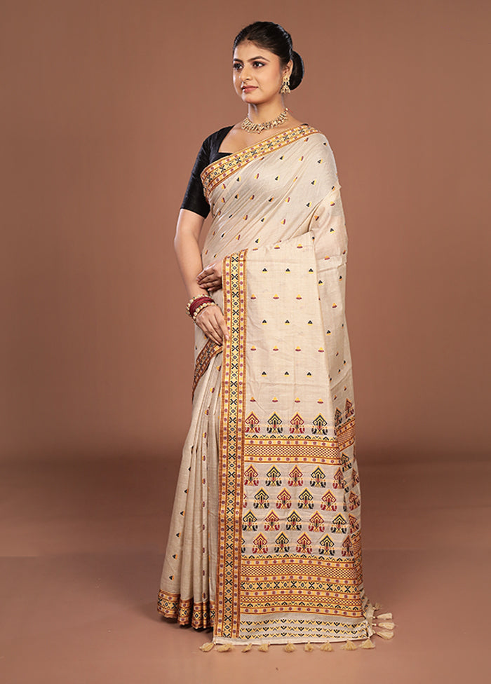 Cream Assam Silk Saree With Blouse Piece