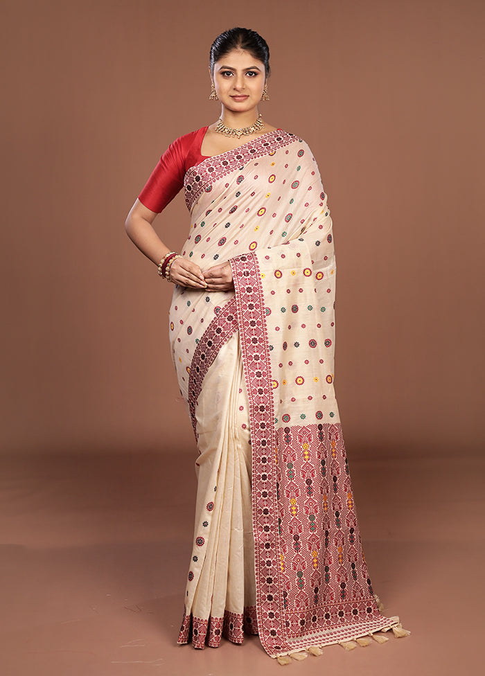 Cream Assam Silk Saree With Blouse Piece