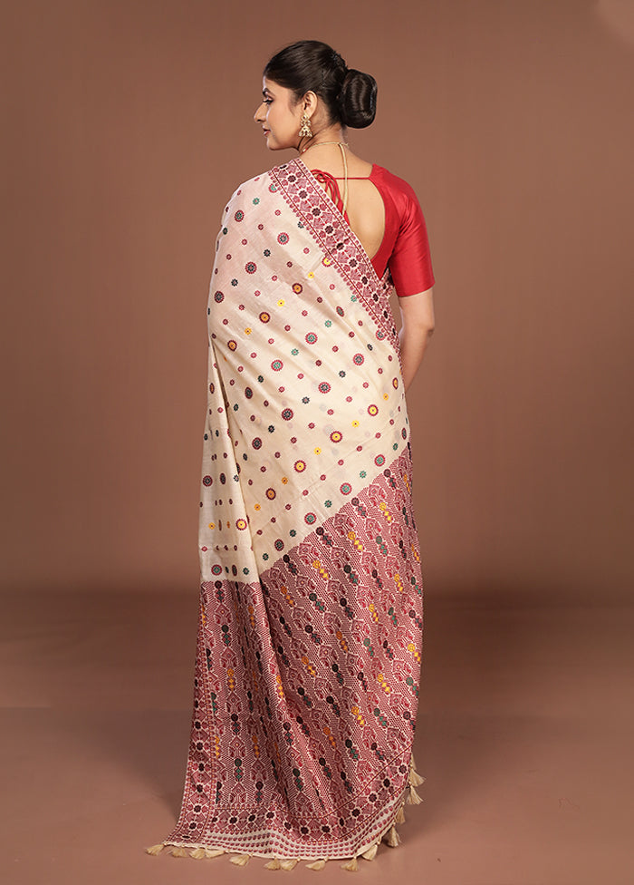Cream Assam Silk Saree With Blouse Piece