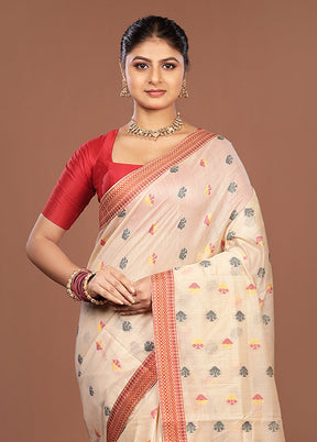 Cream Assam Silk Saree With Blouse Piece