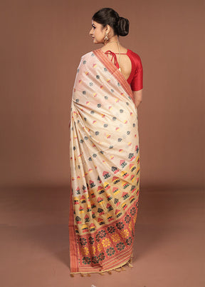 Cream Assam Silk Saree With Blouse Piece