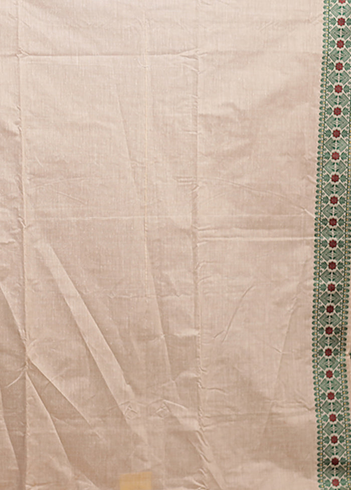 Cream Assam Silk Saree With Blouse Piece