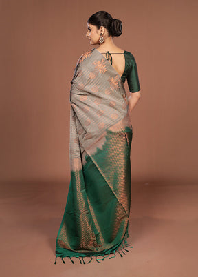 Grey Kanjivaram Silk Saree With Blouse Piece