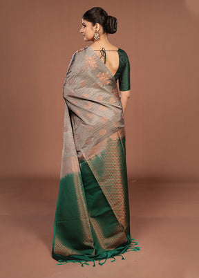 Grey Kanjivaram Silk Saree With Blouse Piece