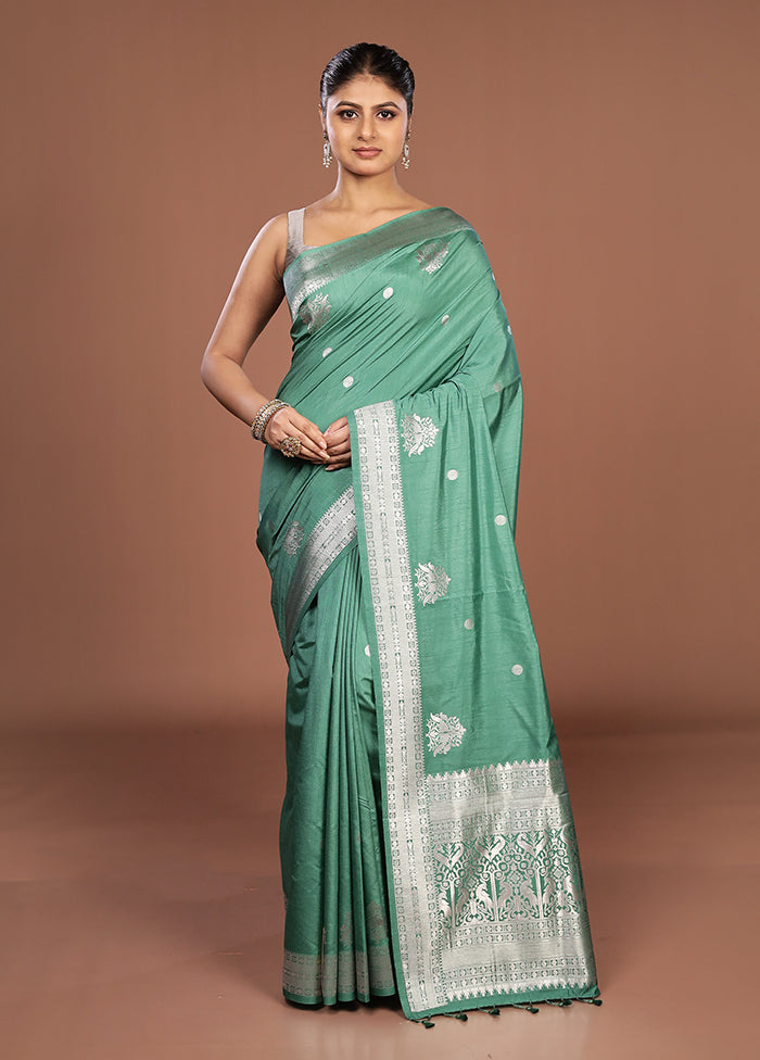 Green Dupion Silk Saree With Blouse Piece