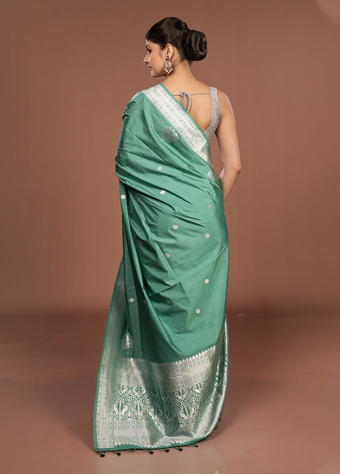 Green Dupion Silk Saree With Blouse Piece