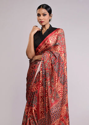 Maroon Printed Silk Saree With Blouse Piece