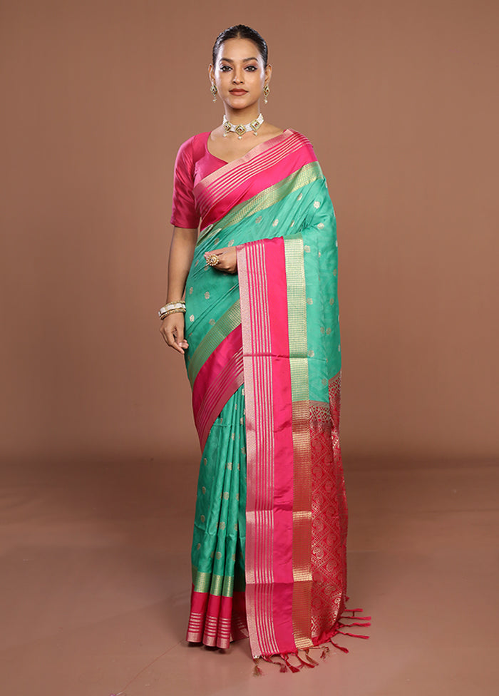 Green Kanjivaram Silk Saree With Blouse Piece