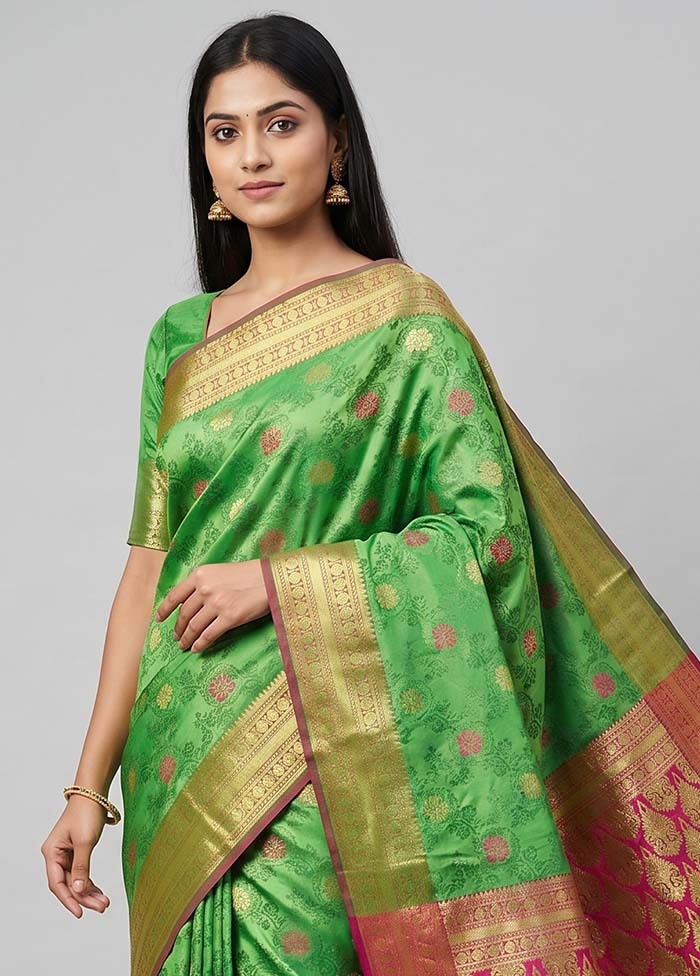 Green Kanjivaram Silk Saree With Blouse Piece