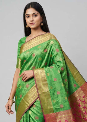 Green Kanjivaram Silk Saree With Blouse Piece