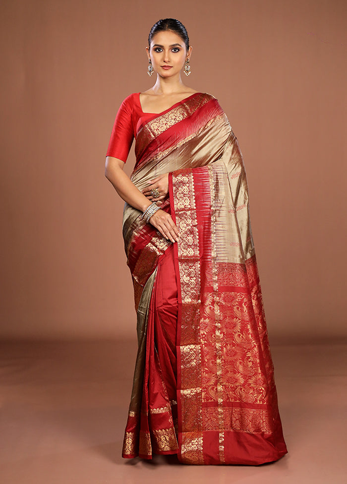 Cream Handloom Kanjivaram Pure Silk Saree With Blouse Piece