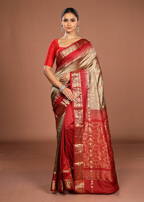 Cream Handloom Kanjivaram Pure Silk Saree With Blouse Piece