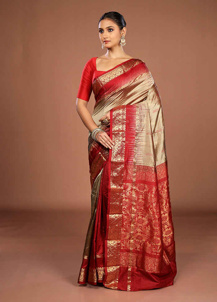 Cream Handloom Kanjivaram Pure Silk Saree With Blouse Piece