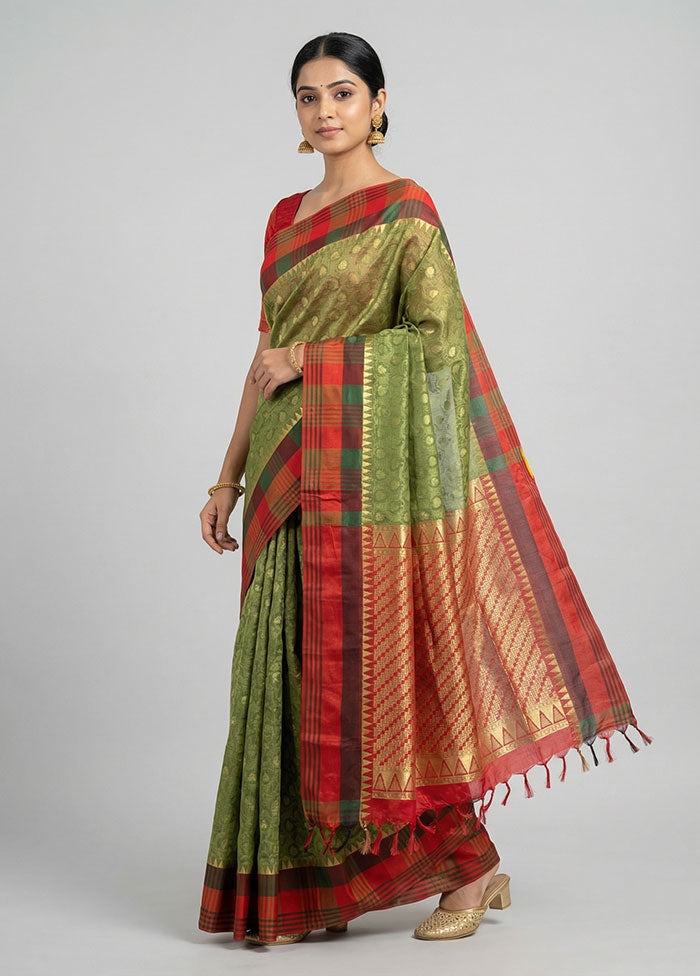Green Kanjivaram Silk Saree With Blouse Piece