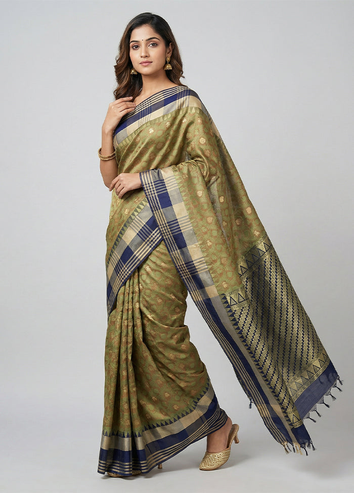 Green Kanjivaram Silk Saree With Blouse Piece