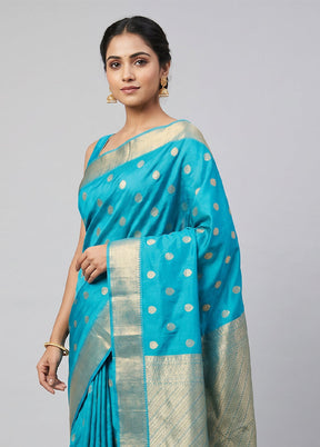 Green Handloom Kanjivaram Silk Saree With Blouse Piece