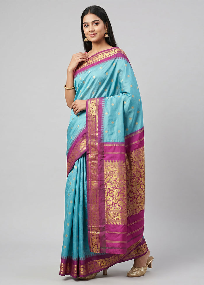 Green Kanjivaram Silk Saree With Blouse Piece