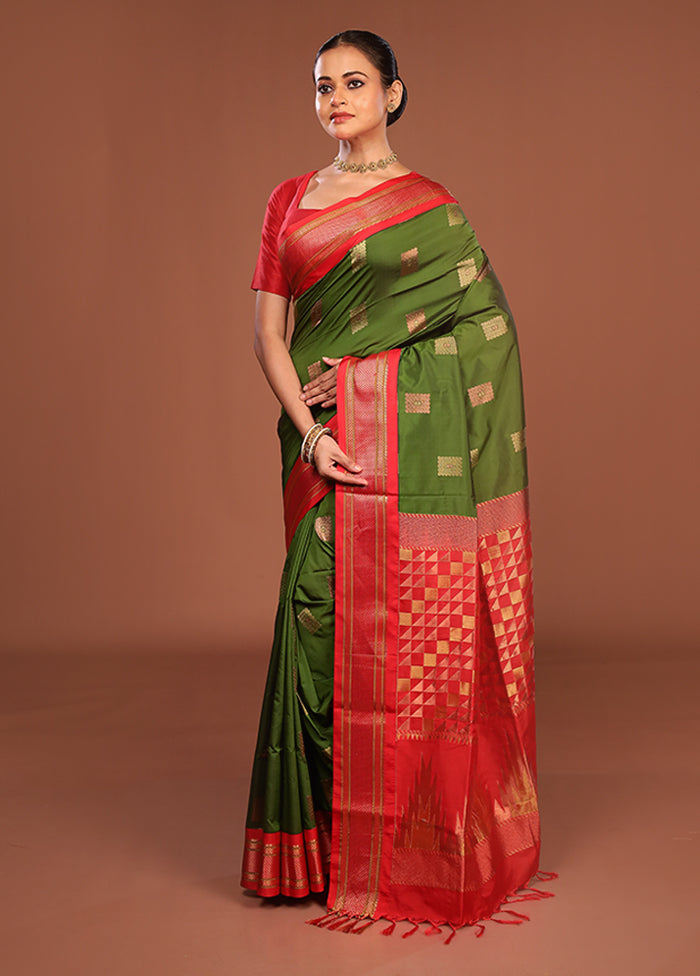 Green Kanjivaram Silk Saree With Blouse Piece