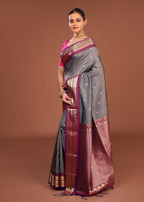 Grey Kanjivaram Silk Saree With Blouse Piece