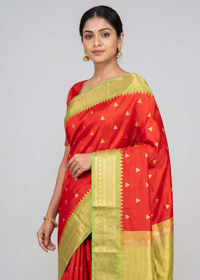 Green Kanjivaram Silk Saree With Blouse Piece