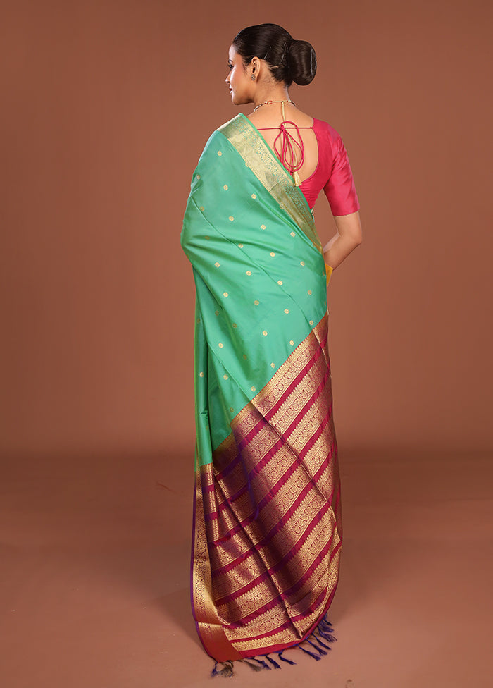 Green Kanjivaram Silk Saree With Blouse Piece