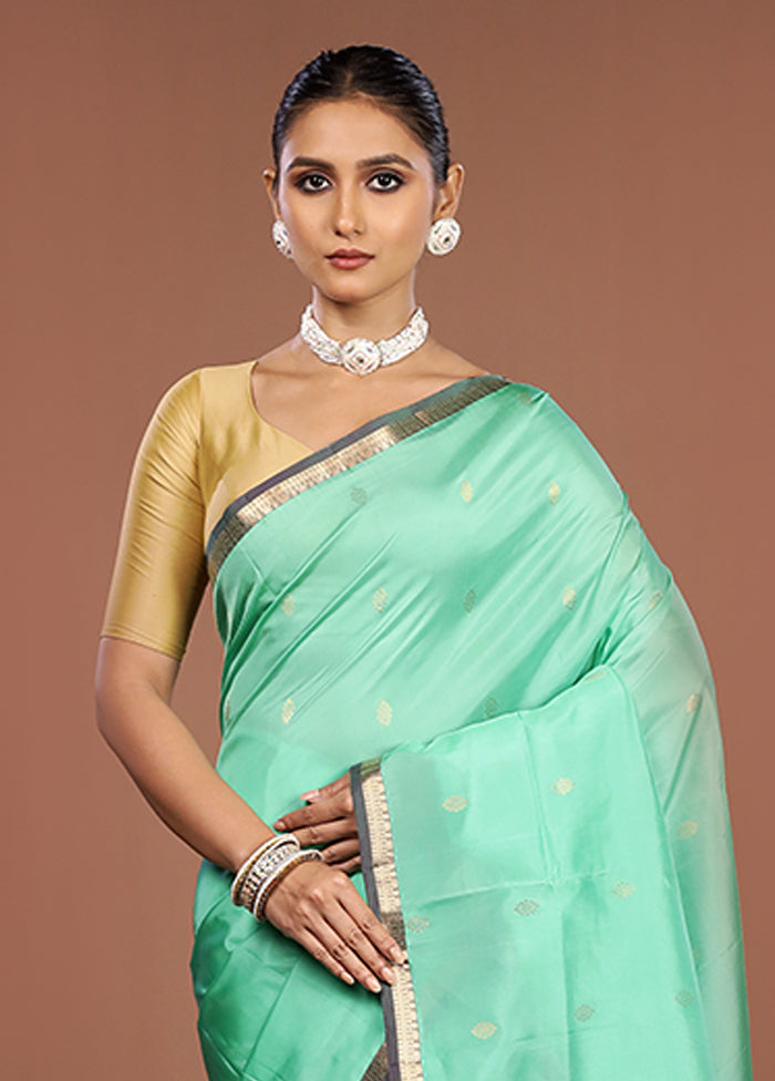 Green Handloom Kanjivaram Pure Silk Saree With Blouse Piece