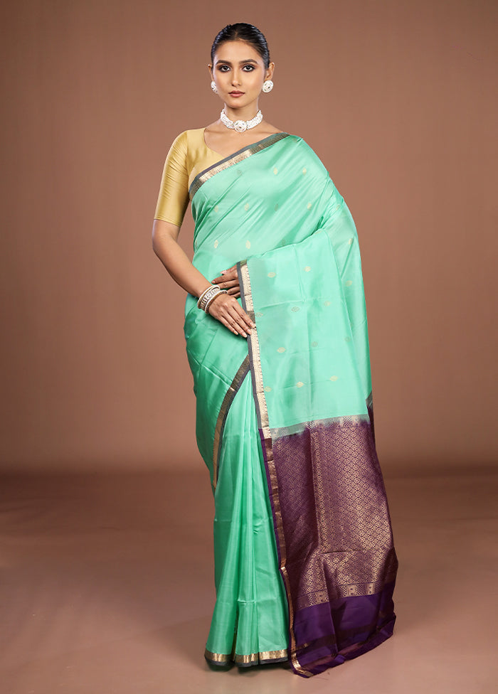 Green Handloom Kanjivaram Pure Silk Saree With Blouse Piece