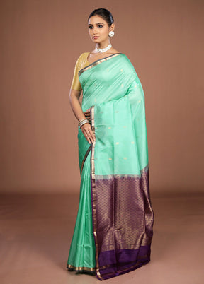 Green Handloom Kanjivaram Pure Silk Saree With Blouse Piece