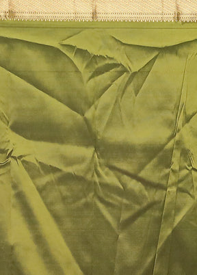 Green Kanjivaram Silk Saree With Blouse Piece