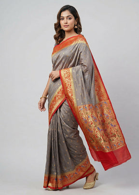 Grey Kanjivaram Silk Saree With Blouse Piece