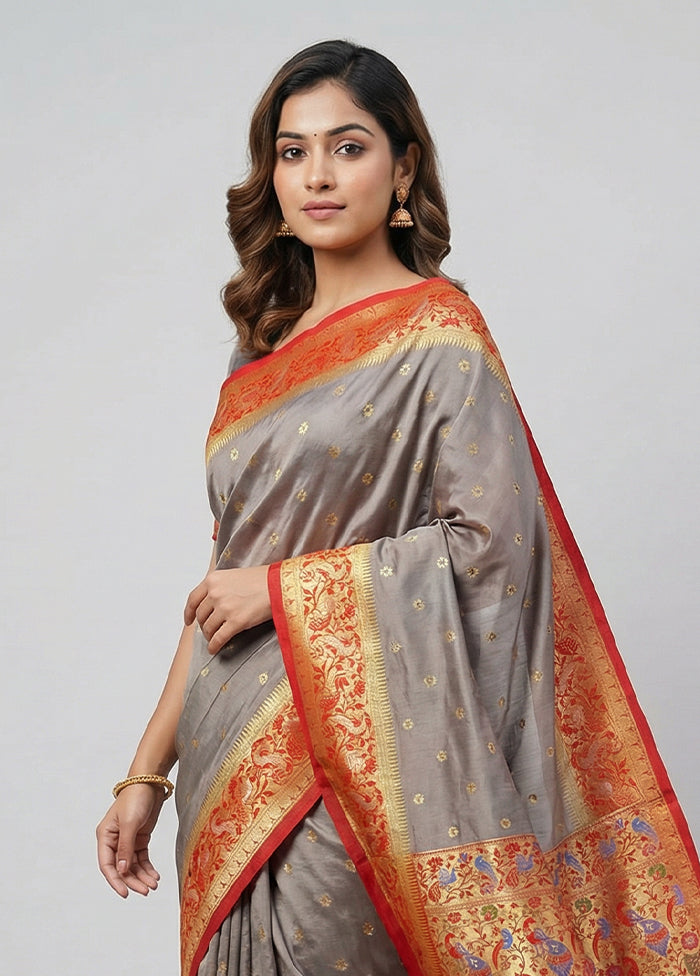 Grey Kanjivaram Silk Saree With Blouse Piece