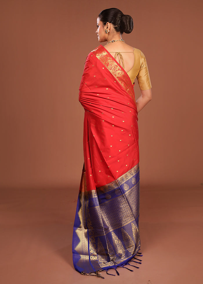 Red Kanjivaram Silk Saree With Blouse Piece