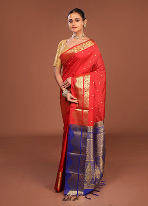 Red Kanjivaram Silk Saree With Blouse Piece