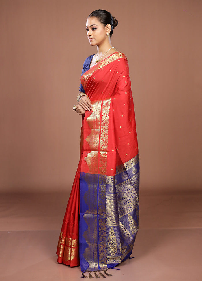 Red Kanjivaram Silk Saree With Blouse Piece