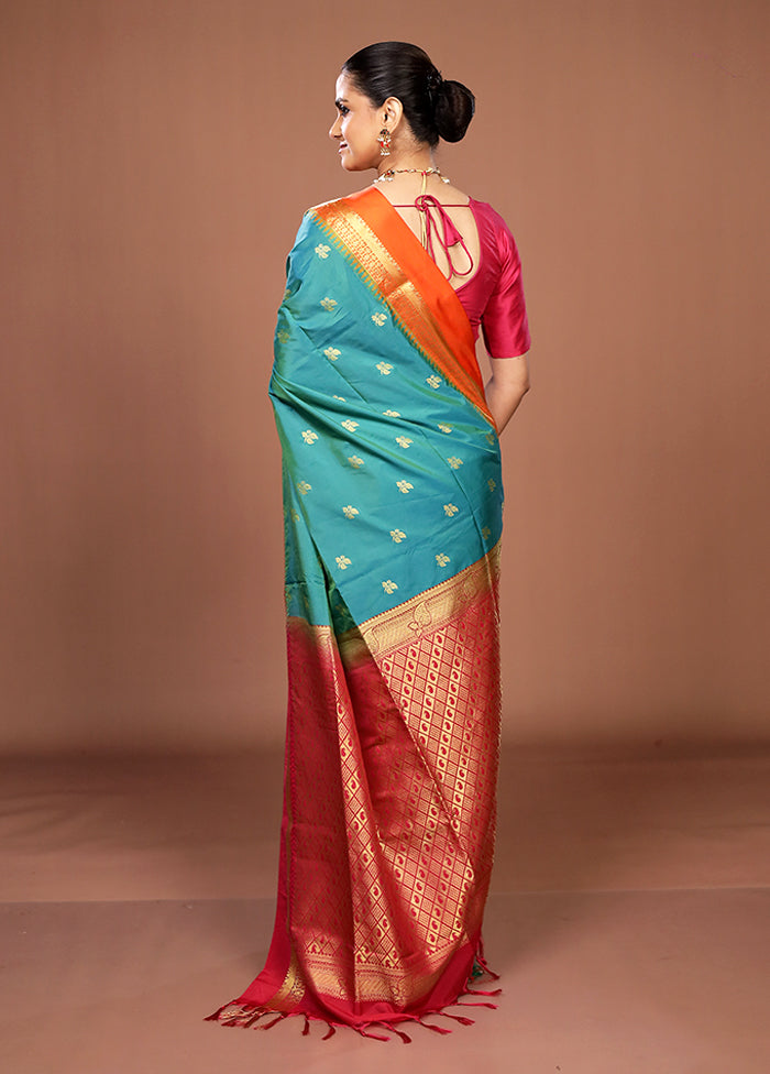 Green Kanjivaram Silk Saree With Blouse Piece