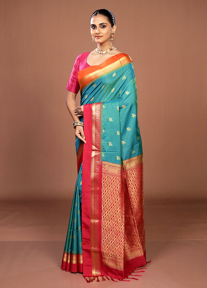 Green Kanjivaram Silk Saree With Blouse Piece