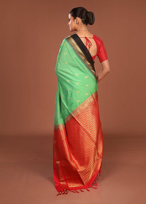 Green Kanjivaram Silk Saree With Blouse Piece