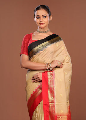 Cream Kanjivaram Silk Saree With Blouse Piece