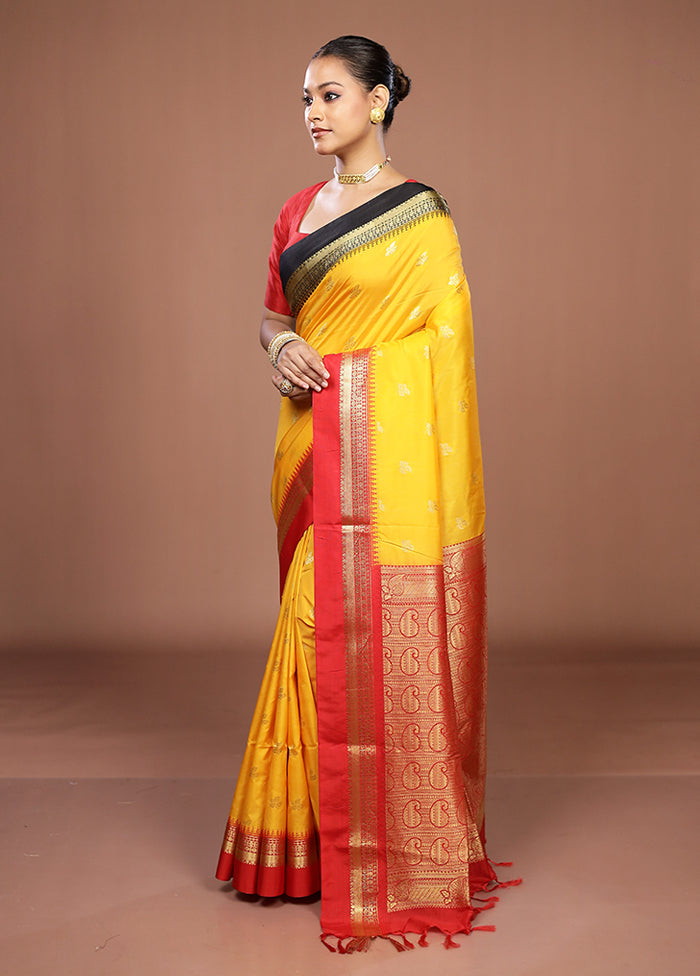 Yellow Kanjivaram Silk Saree With Blouse Piece