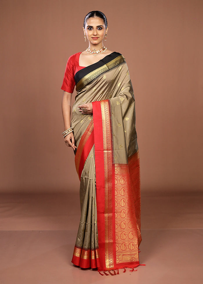 Grey Kanjivaram Silk Saree With Blouse Piece