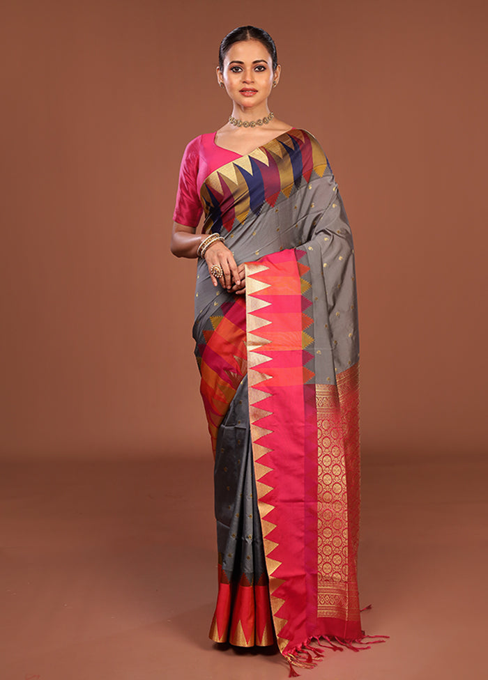 Cream Kanjivaram Silk Saree With Blouse Piece