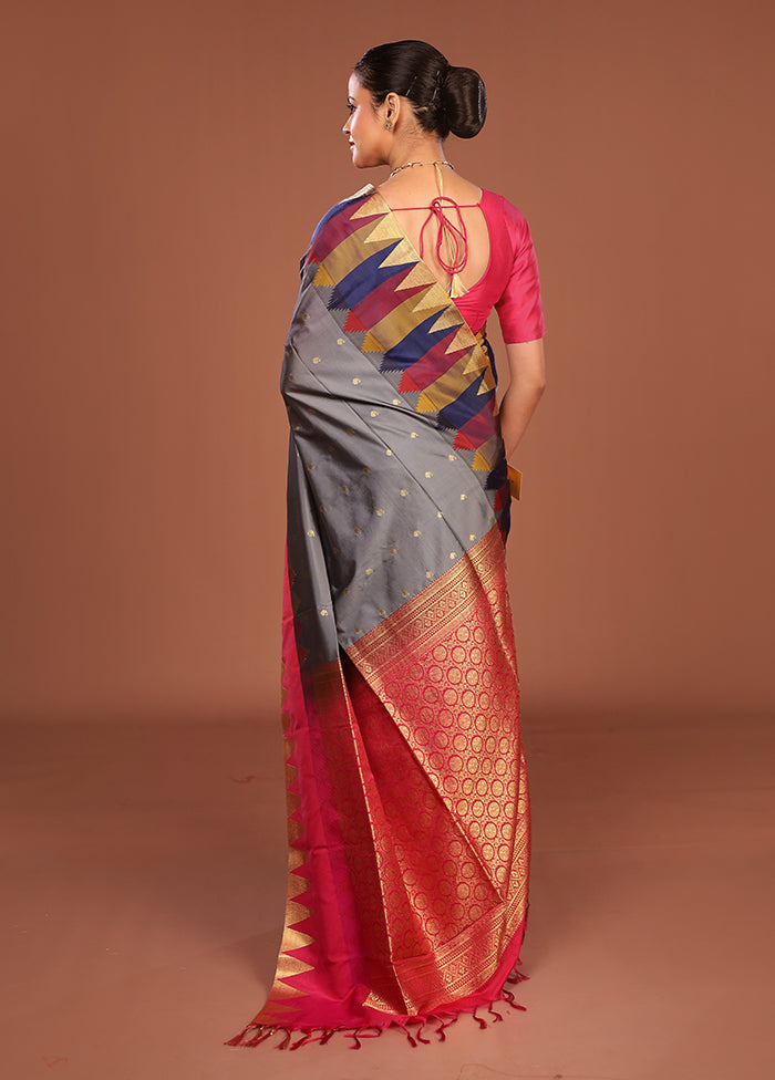 Cream Kanjivaram Silk Saree With Blouse Piece