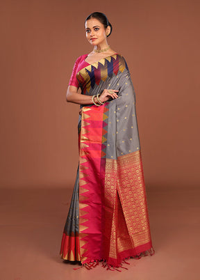 Cream Kanjivaram Silk Saree With Blouse Piece