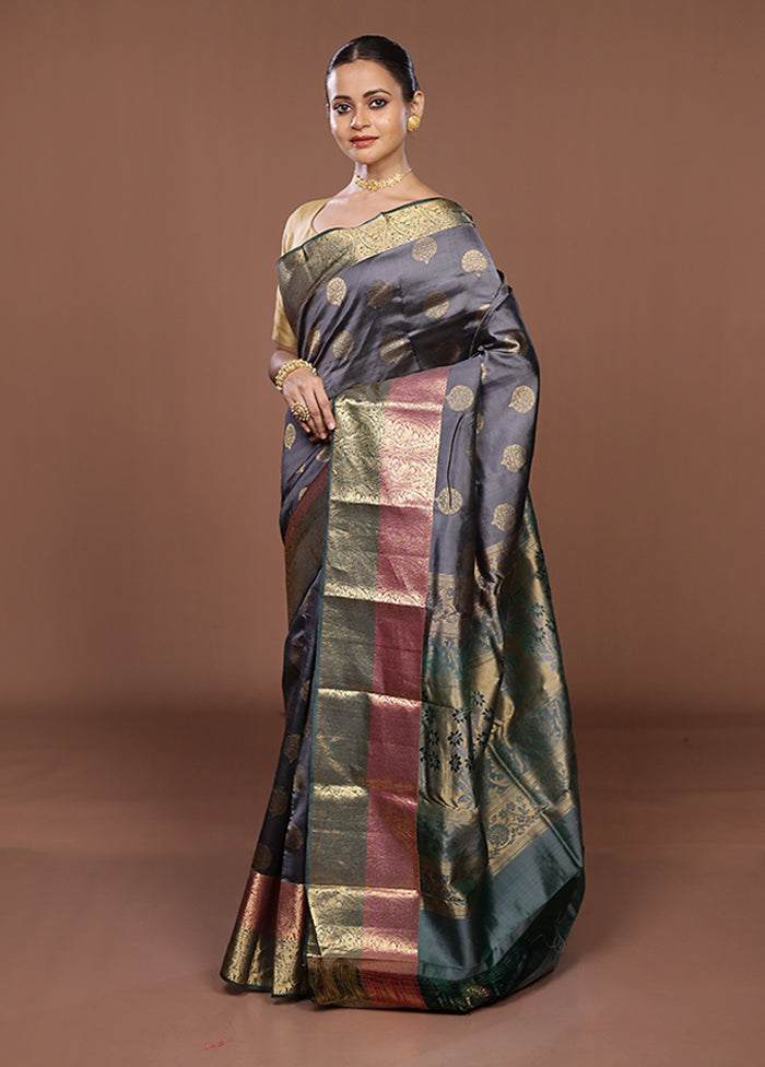 Black Handloom Kanjivaram Pure Silk Saree With Blouse Piece
