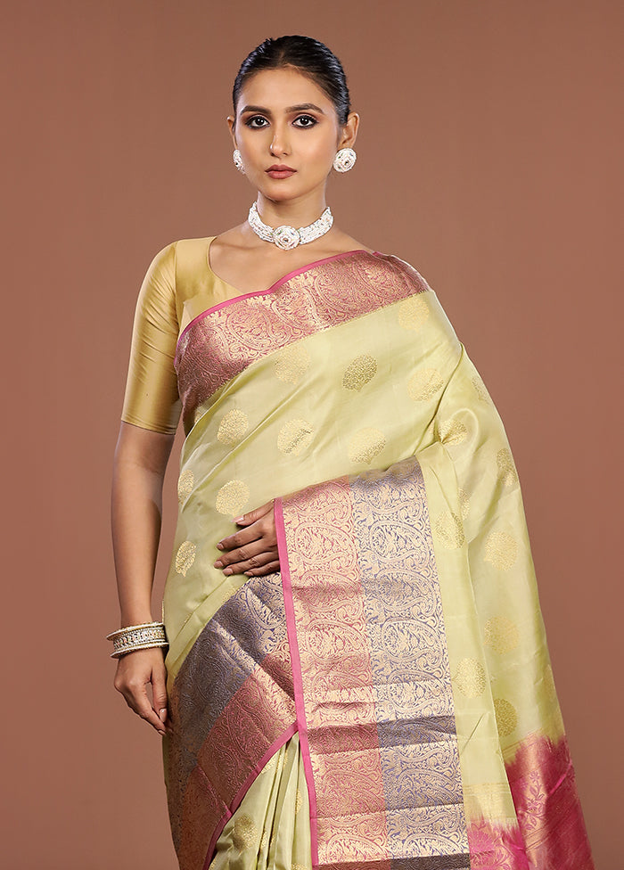 Green Handloom Kanjivaram Pure Silk Saree With Blouse Piece